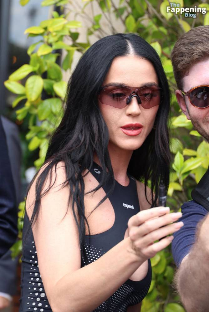 Katy Perry Shows Off Her Sexy Tits in Paris (45 Photos) - #2