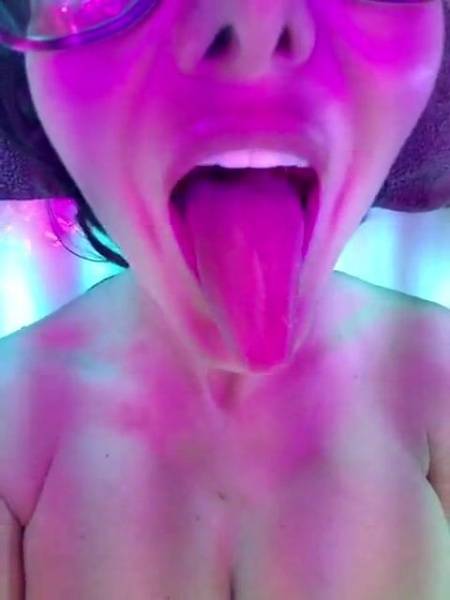 Ava Addams orgasm during tanning onlyfans porn videos on girlsabc.com