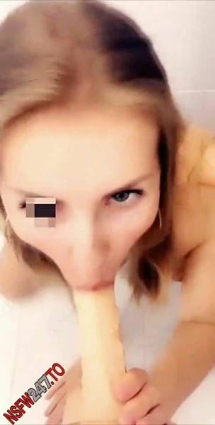Cora Kisses sucking a dildo & pussy fingering snapchat premium porn videos on girlsabc.com
