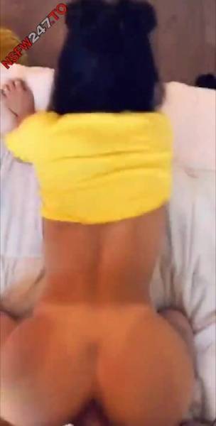 Mia Screams hard fucked on bed snapchat premium xxx porn videos on girlsabc.com