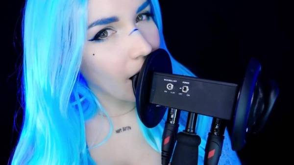 ASMR Kitty Klaw - Licking & Mouth sounds on girlsabc.com