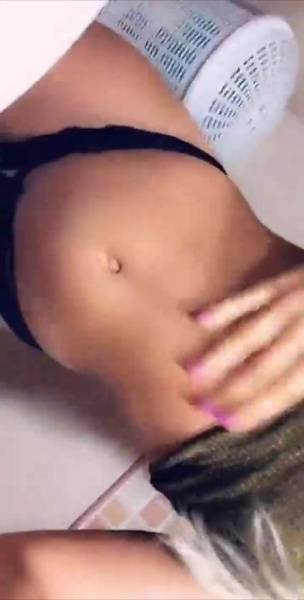 Paola Skye morning bathroom booty twerking snapchat premium xxx porn videos on girlsabc.com