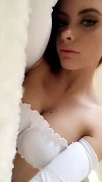 Alisson Parker teasing snapchat premium free xxx porno video on girlsabc.com