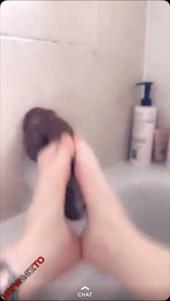 Lucy Loe foot job snapchat premium xxx porn videos on girlsabc.com