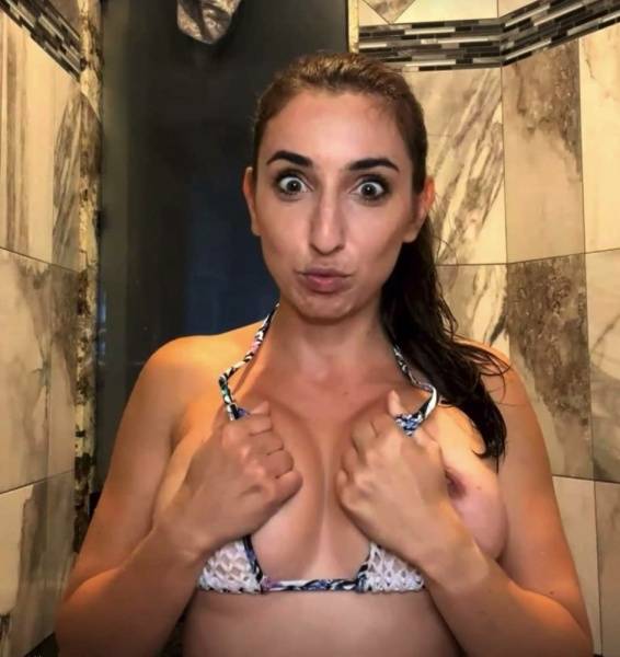 Christina Khalil Livestream Nipple Slip Onlyfans Video Leaked on girlsabc.com