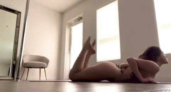Adison Briana Nude Yoga Stretching Onlyfans Video Leaked on girlsabc.com