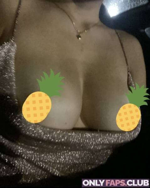 Luvpineapples OnlyFans Leaks (9 Photos) on girlsabc.com