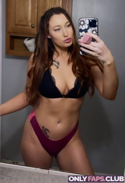 Cashbyy OnlyFans Leaks (20 Photos) on girlsabc.com