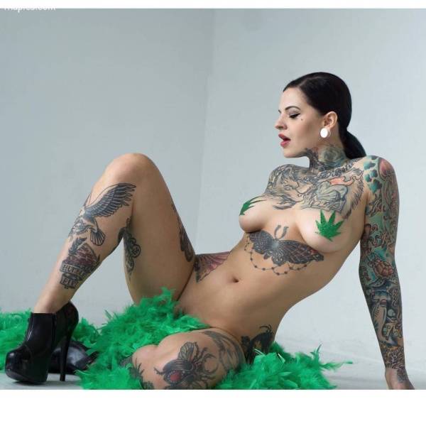 Heidi Lavon Nude on girlsabc.com