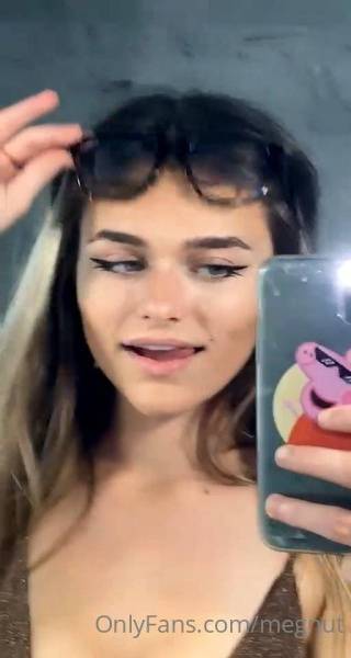 Megnutt02 Nude Mirror Selfie Tease Onlyfans Video Leaked on girlsabc.com