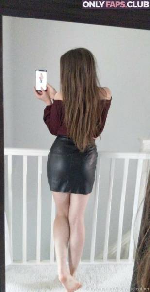 Hollyheartleather OnlyFans Leaks (19 Photos) on girlsabc.com