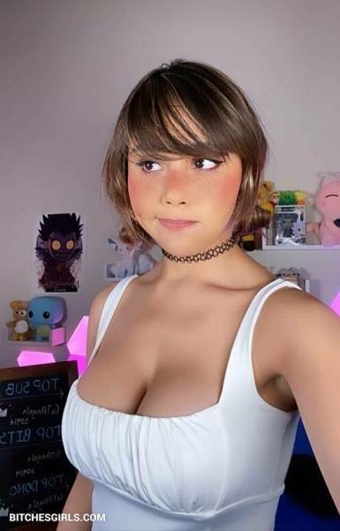 Neekolul Instagram Naked Influencer - Nude Videos Tiktok on girlsabc.com