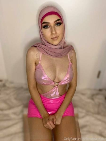 Fareeha Bakir Nude Hijab Bondage Onlyfans Set Leaked on girlsabc.com