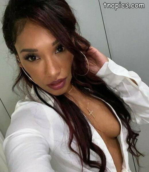 Candice Patton Nude on girlsabc.com