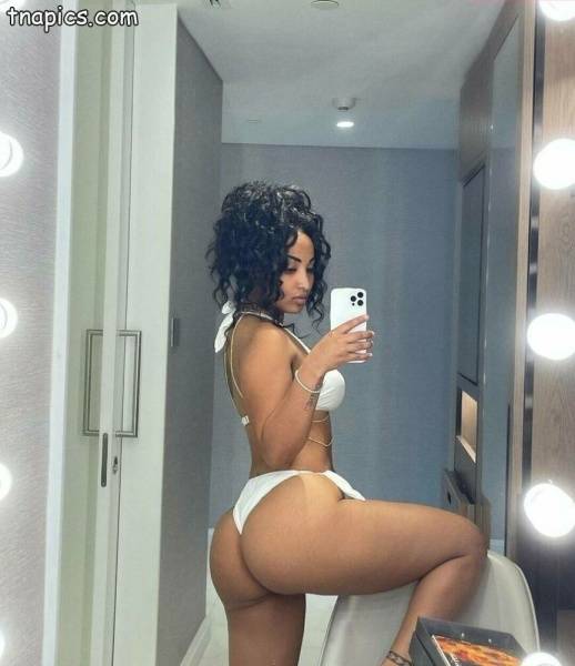 Shenseea Nude on girlsabc.com