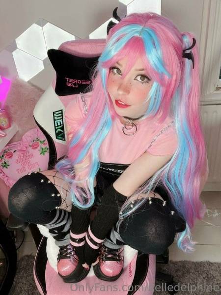 Belle Delphine Nude Bubble Gum Emo Onlyfans Set Leaked on girlsabc.com