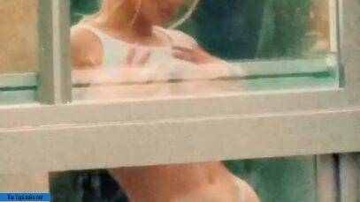 Iggy Azalea Nude See-Through Pool Video on girlsabc.com