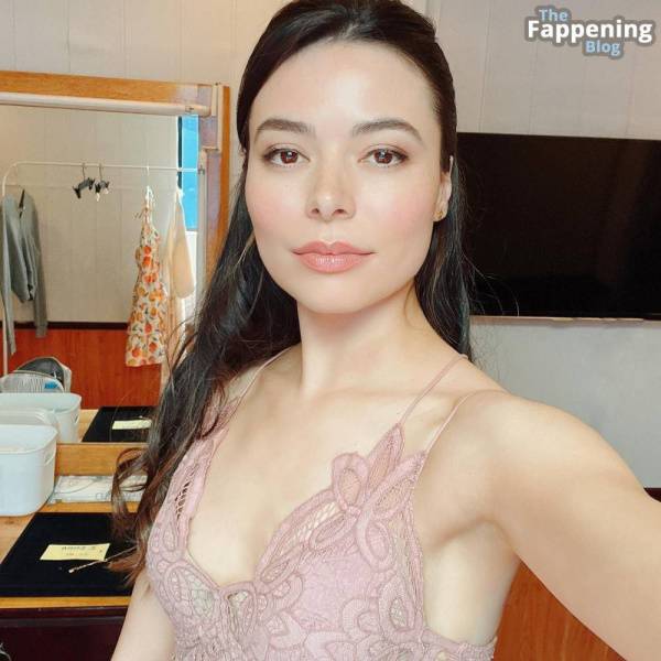 Miranda Cosgrove Sexy (6 Photos) on girlsabc.com