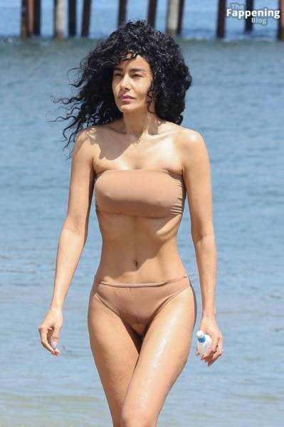 Massiel Taveras Stuns in a Bikini on the Beach in Malibu (48 Photos) - France - Dominica on girlsabc.com
