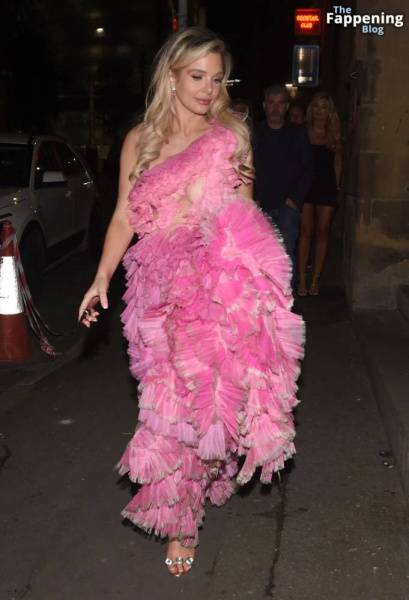 Helen Flanagan Looks a Little Worse For Wear on Birthday Night Out (75 Photos) on girlsabc.com