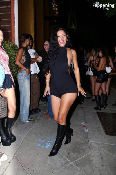 Leah Kateb Shows Off Her Sideboob in WeHo (23 Photos) - Usa on girlsabc.com