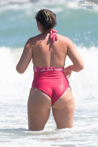 Jacqueline Jossa Has Fun in the Sun on the Beach in Spain (92 Photos) - Spain on girlsabc.com